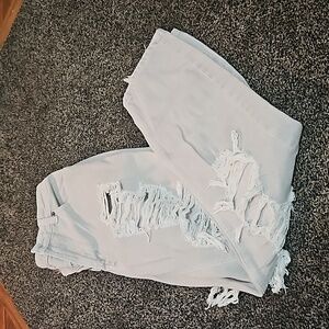 AMERICAN EAGLE MOM JEAN